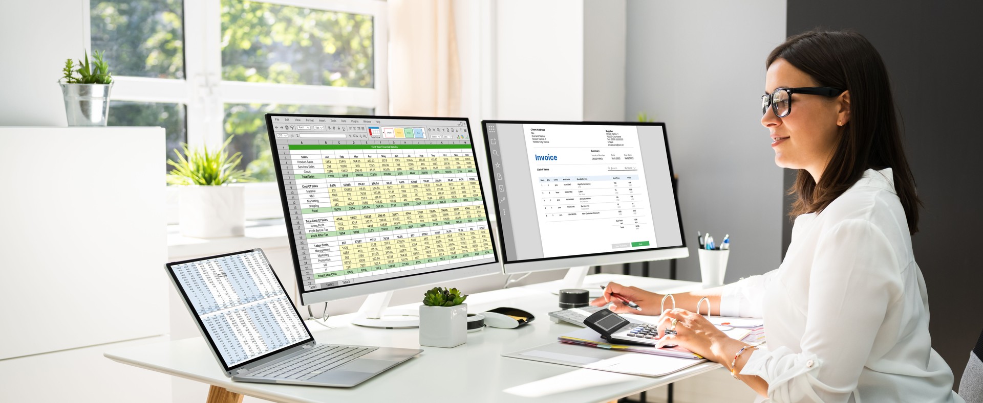 Online Taxes And Invoice Using Computer Online Taxes And Invoice Using Computer